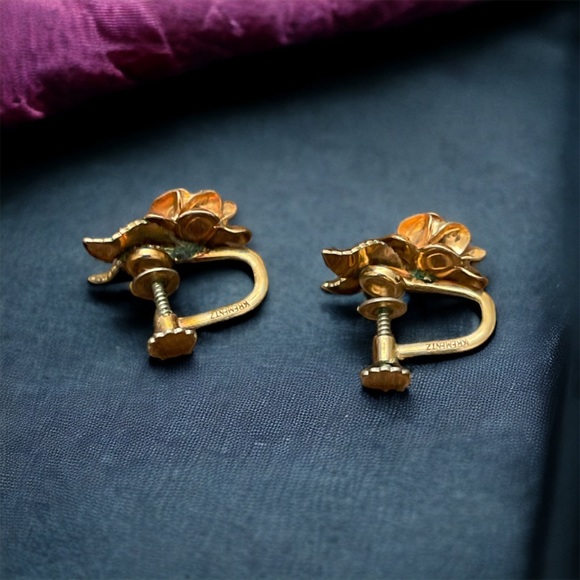 Krementz Rose Screw Back Earrings - Picture 2 of 3